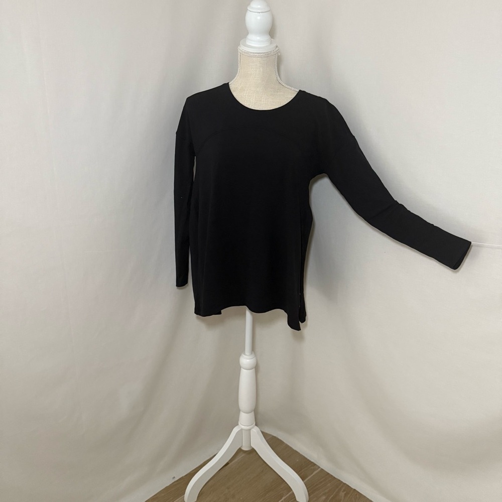 Lululemon Athletica Shirt